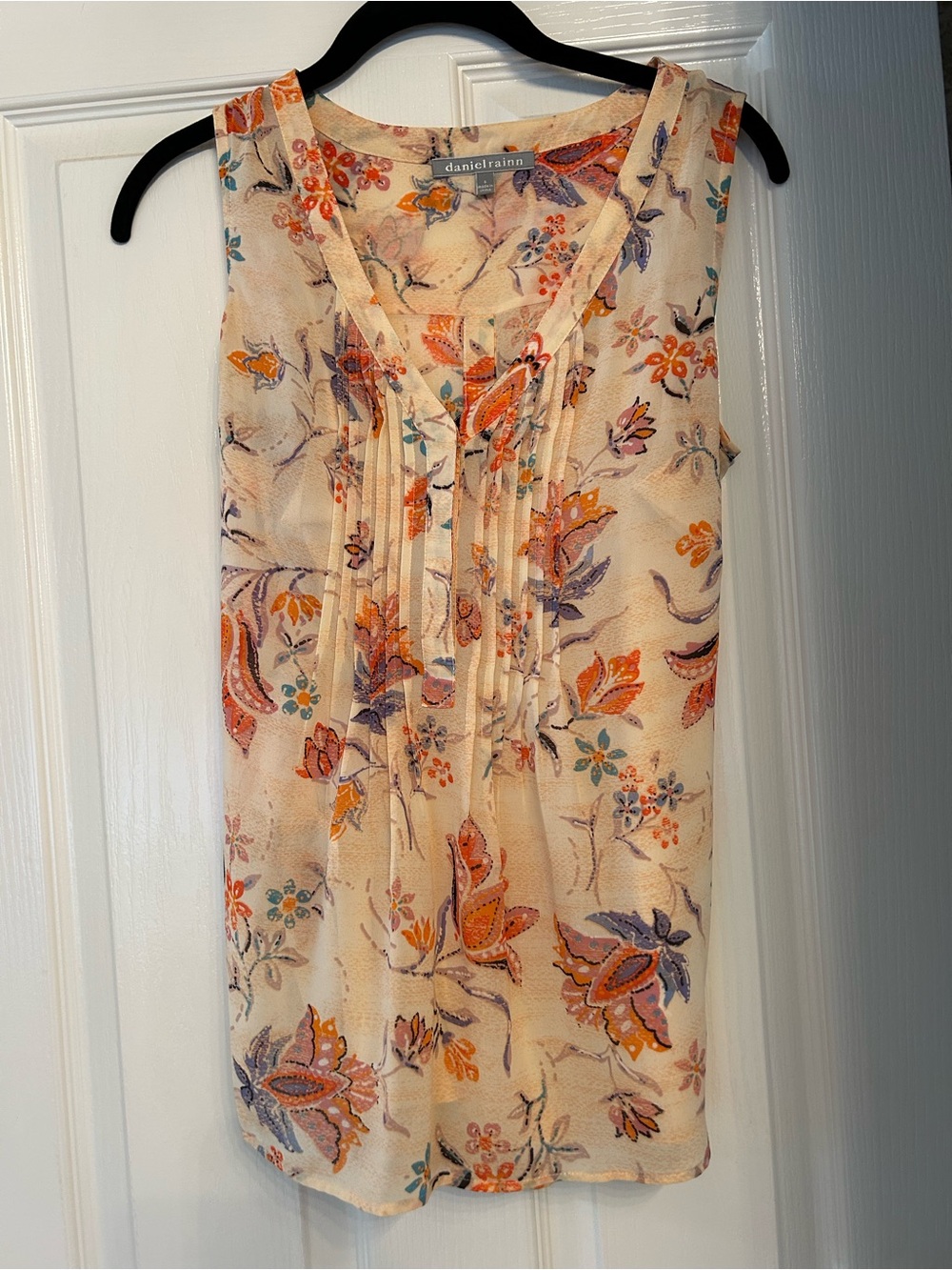 Daniel Rainn Floral Sleeveless Pintuck Blouse - Peach Multicolor